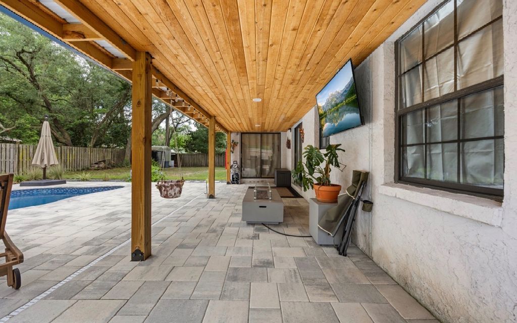 Photo of 25529 SW 18th Ave, Newberry, FL 32669 (MLS # 131925)