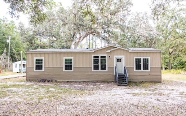 2147 SW KING ST, LAKE CITY, FL 32024 - Image 2fff6cd3762151c9a8704fb1c078e691/1785026366