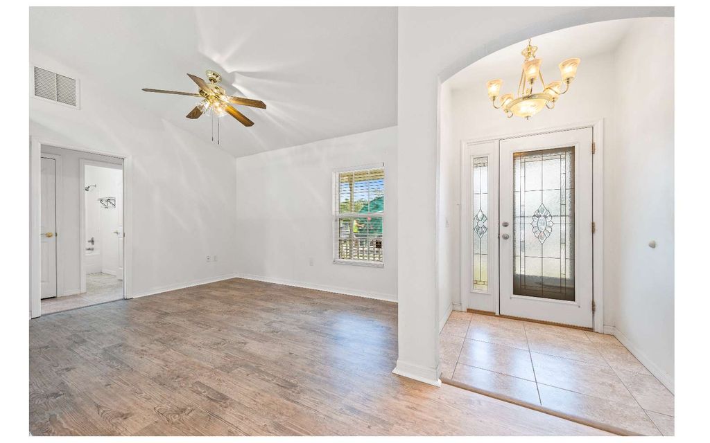 Photo of 738 NE Colorado Ter, Lake City, FL 32055 (MLS # 128793)