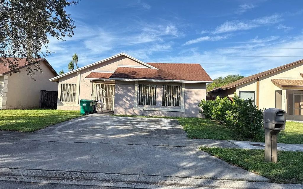 Photo of 30170 SW 161st Ct, Other, FL 33033 (MLS # 129600)