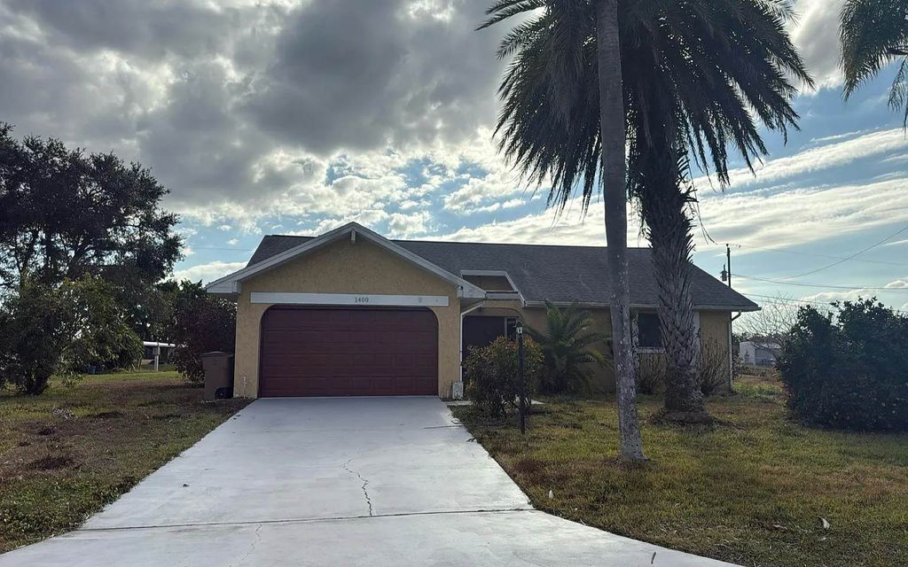 Photo of 1400 Archer St, Other, FL 33936 (MLS # 130291)