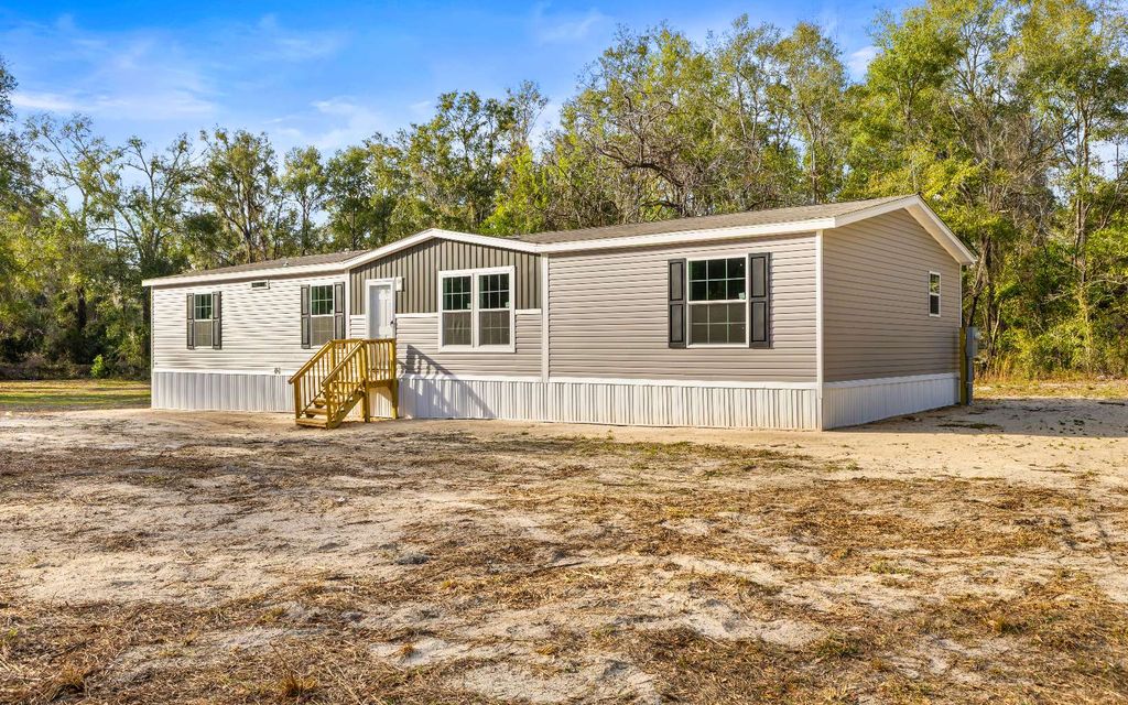 Photo of 231 SW Futch Pl, Fort White, FL 32038 (MLS # 130552)