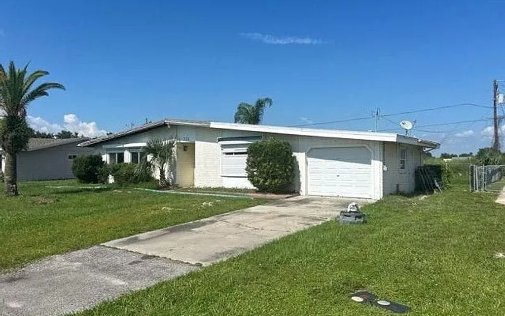 Photo of 322 Sailfish Ln, Other, FL 33982 (MLS # 129550)