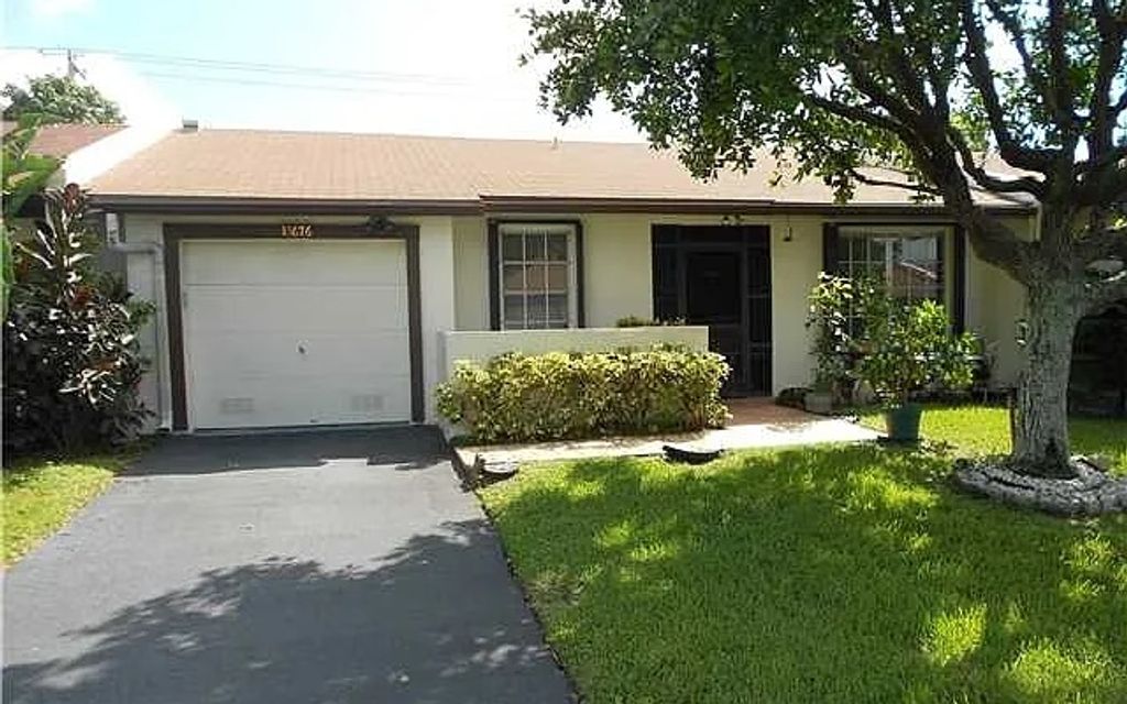 Photo of 15676 Bottlebrush Cir, Other, FL 33484 (MLS # 131253)