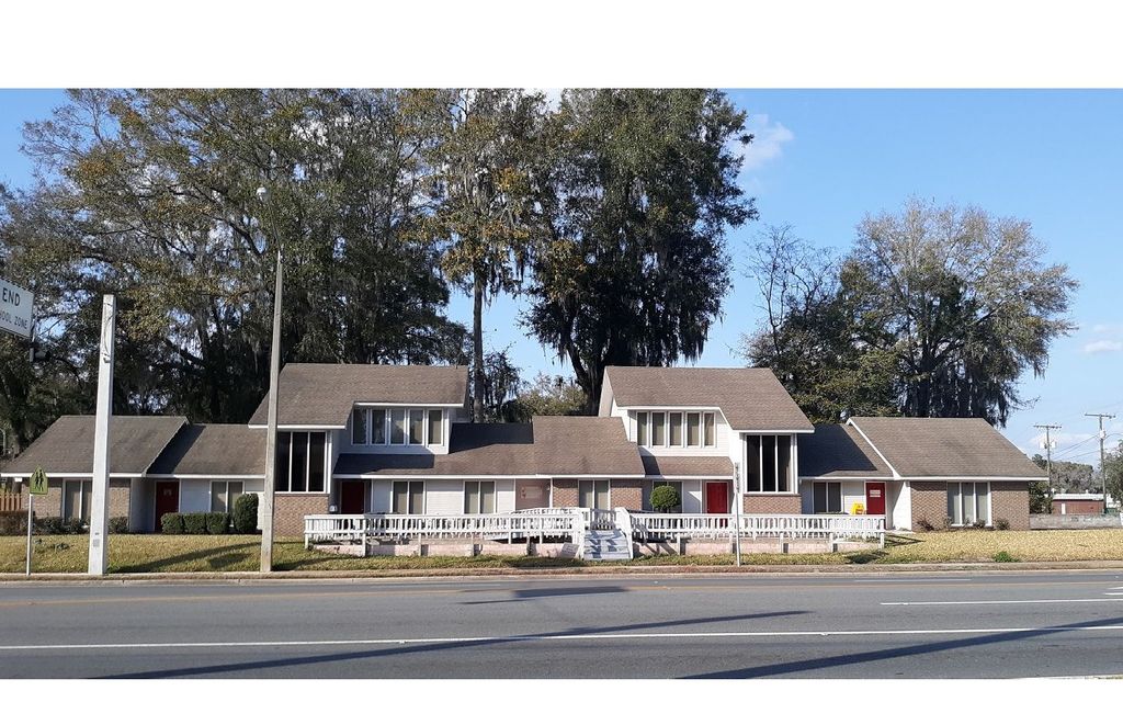 Photo of 725 SE Baya Drive, Lake City, FL 32025 (MLS # 129363)