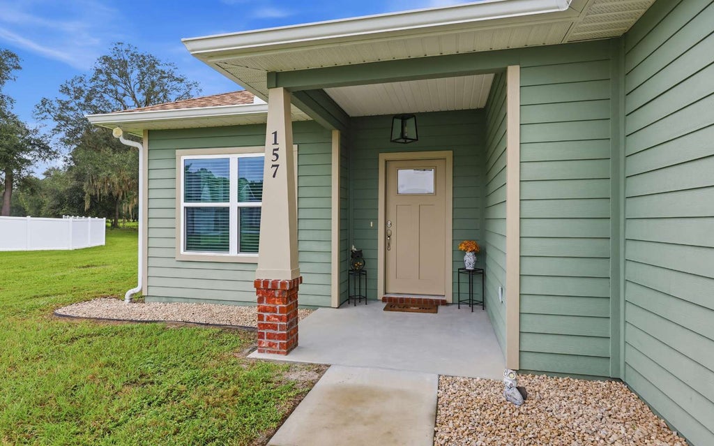 Photo of 157 SW Erskine Court, Lake City, FL 32024 (MLS # 133618)