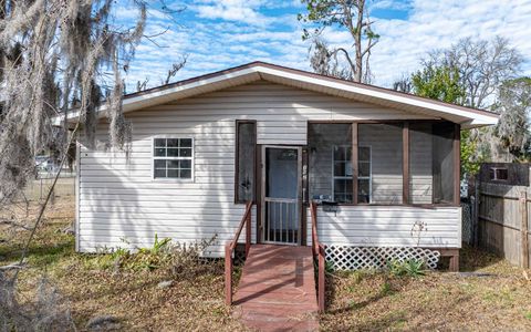 Photo of 762 NE Richardson Ter, Lake City, FL 32055 (MLS # 130066)