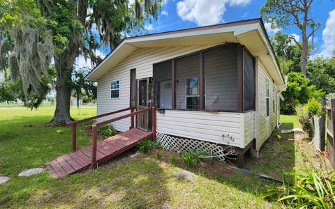 Photo of 762 NE Richardson Ter, Lake City, FL 32055 (MLS # 130066)