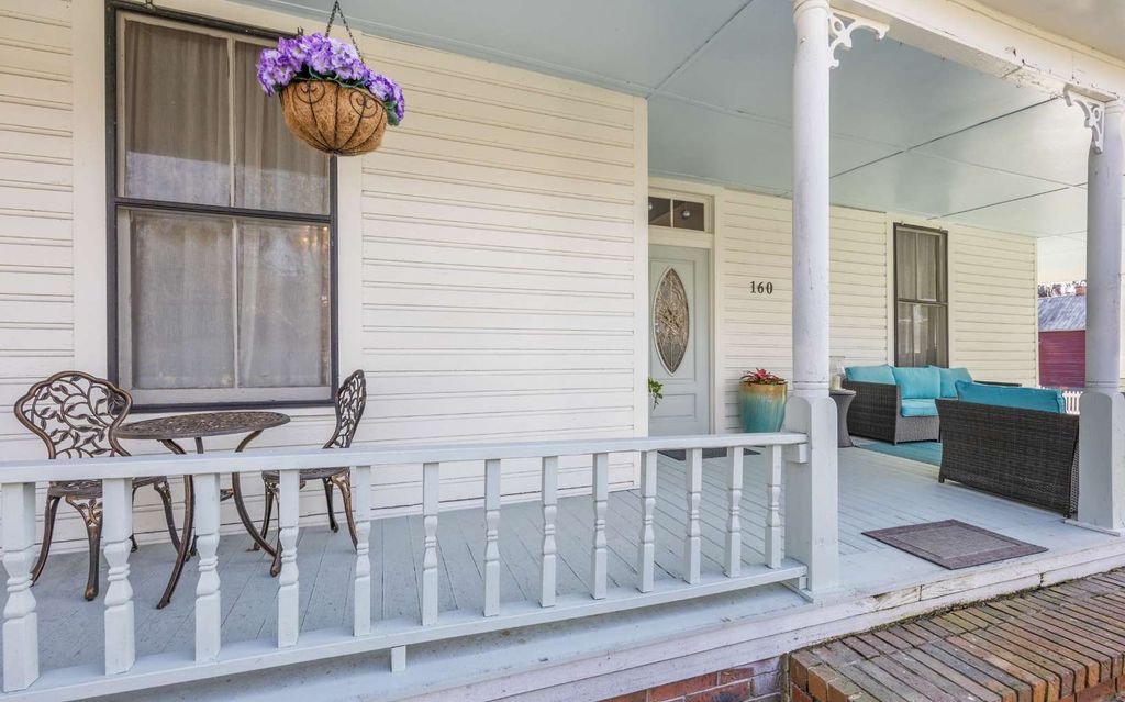 Photo of 160 SE Saint Johns Street, Lake City, FL 32025 (MLS # 126177)