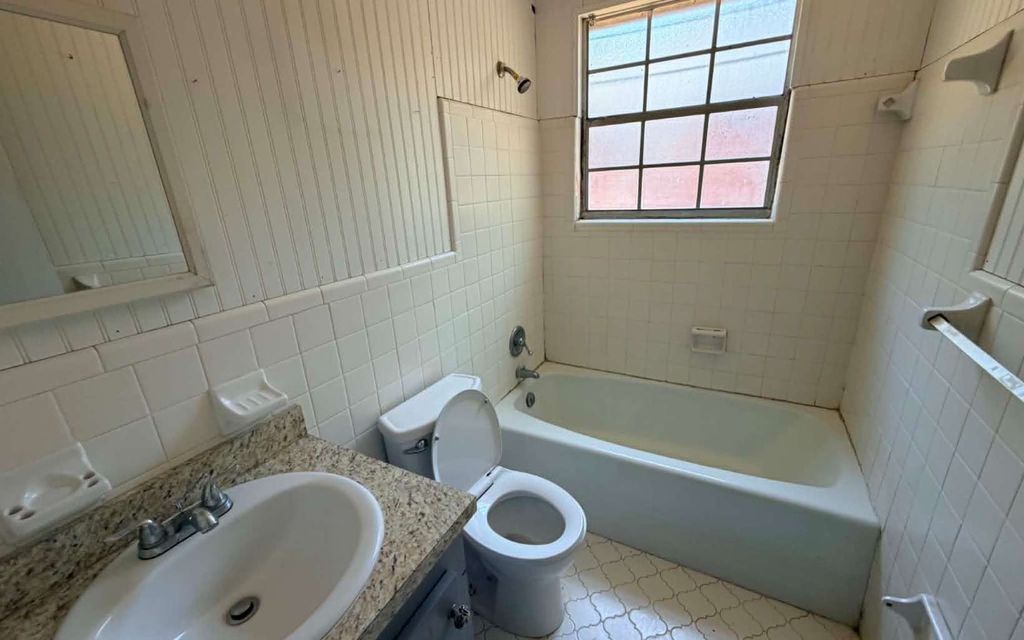 Photo of 1061 SW McFarlane 102, Lake City, FL 32025 (MLS # 131466)