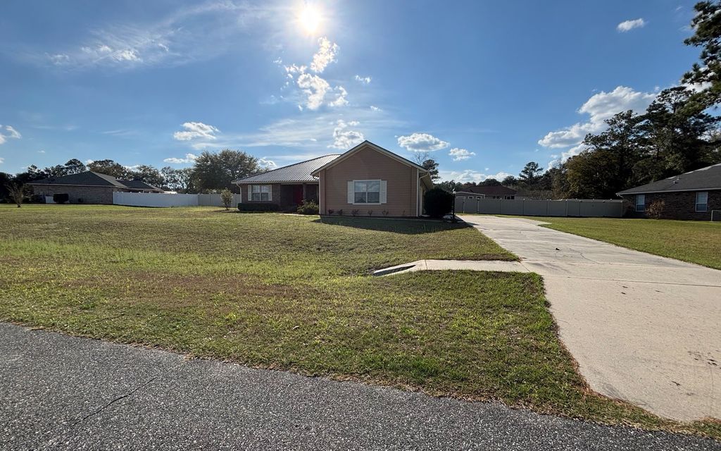 Photo of 128 SW Inwood Court, Lake City, FL 32024 (MLS # 130565)