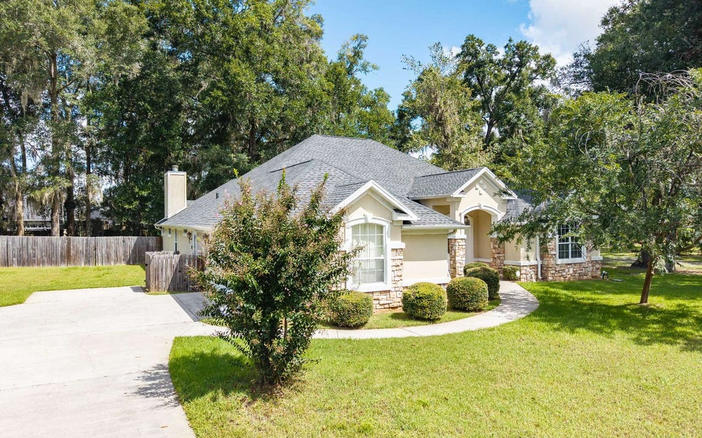 Photo of 4281 NW Wisteria Drive, Lake City, FL 32055 (MLS # 133361)
