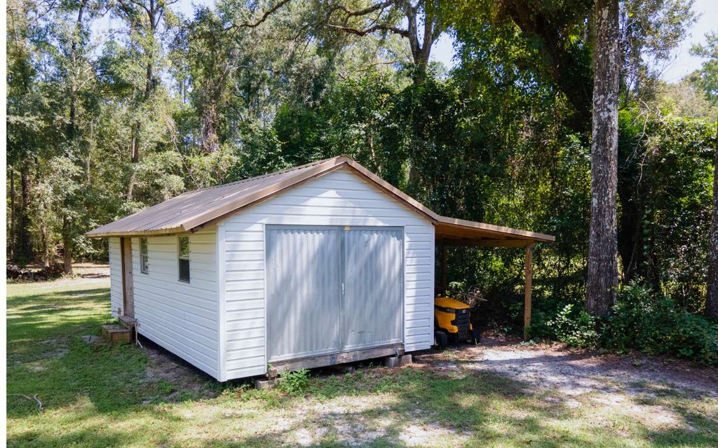 Photo of 26280 85th Lane, Branford, FL 32008 (MLS # 127051)