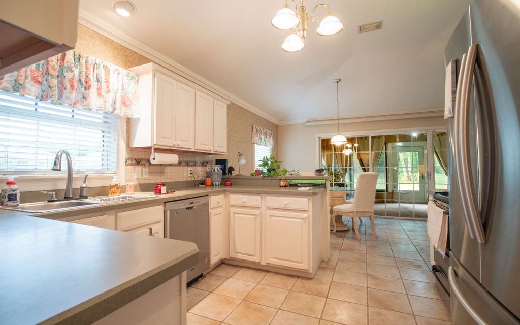 Photo of 117 SW Fantasy Glen, Lake City, FL 32024 (MLS # 128680)