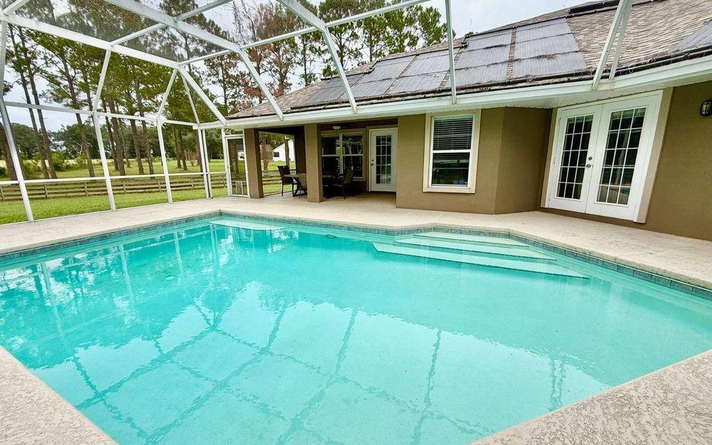 Photo of 17598 NW 181st St, Alachua, FL 32615 (MLS # 128888)