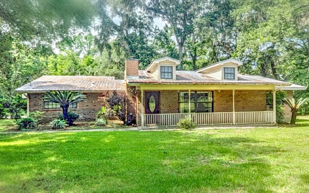 Photo of 2104 SE County Road 252, Lake City, FL 32025 (MLS # 130575)