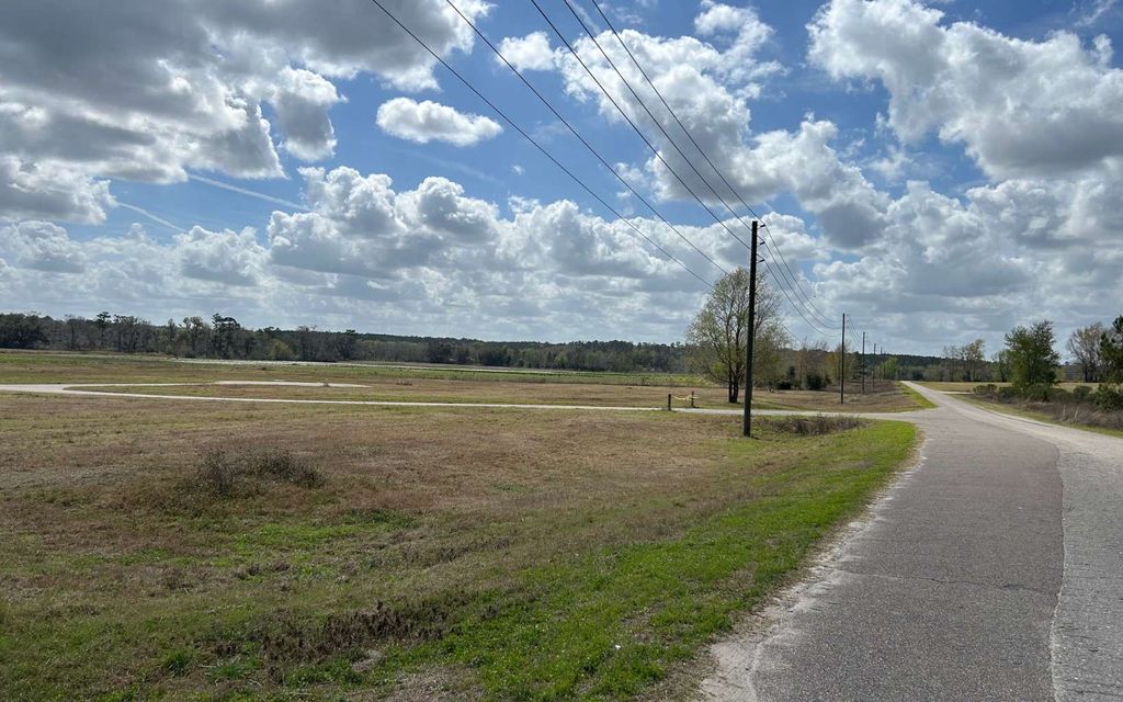 Photo of NW US-441, Alachua, FL 32615 (MLS # 126231)