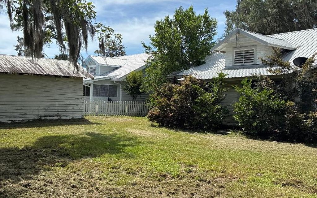 Photo of 16582 River Street, White Springs, FL 32096 (MLS # 131857)