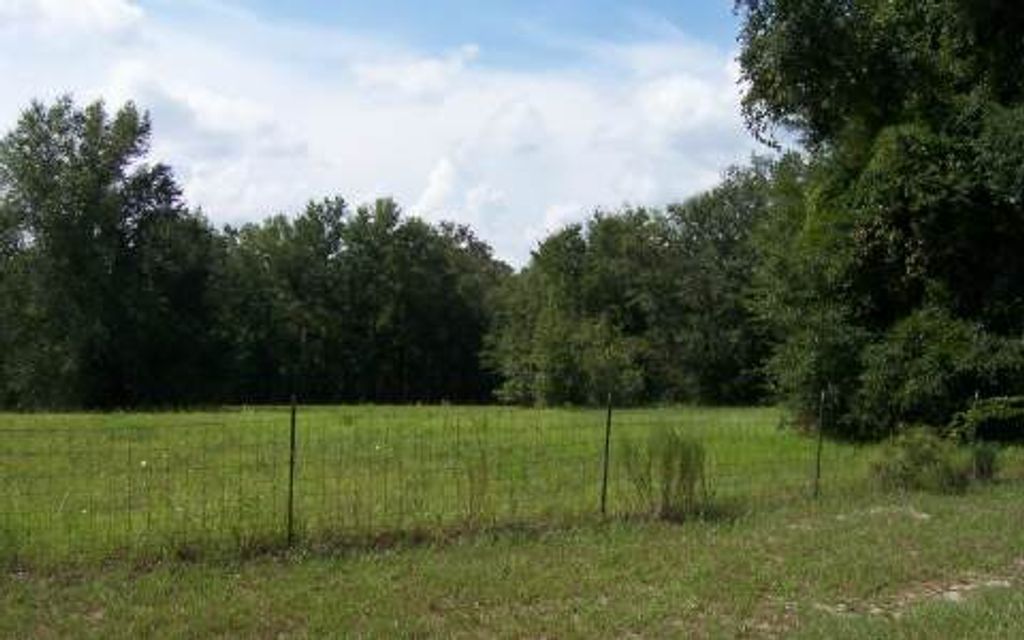 Photo of NW Hall Of Fame Dr (21), Lake City, FL 32055 (MLS # 128366)