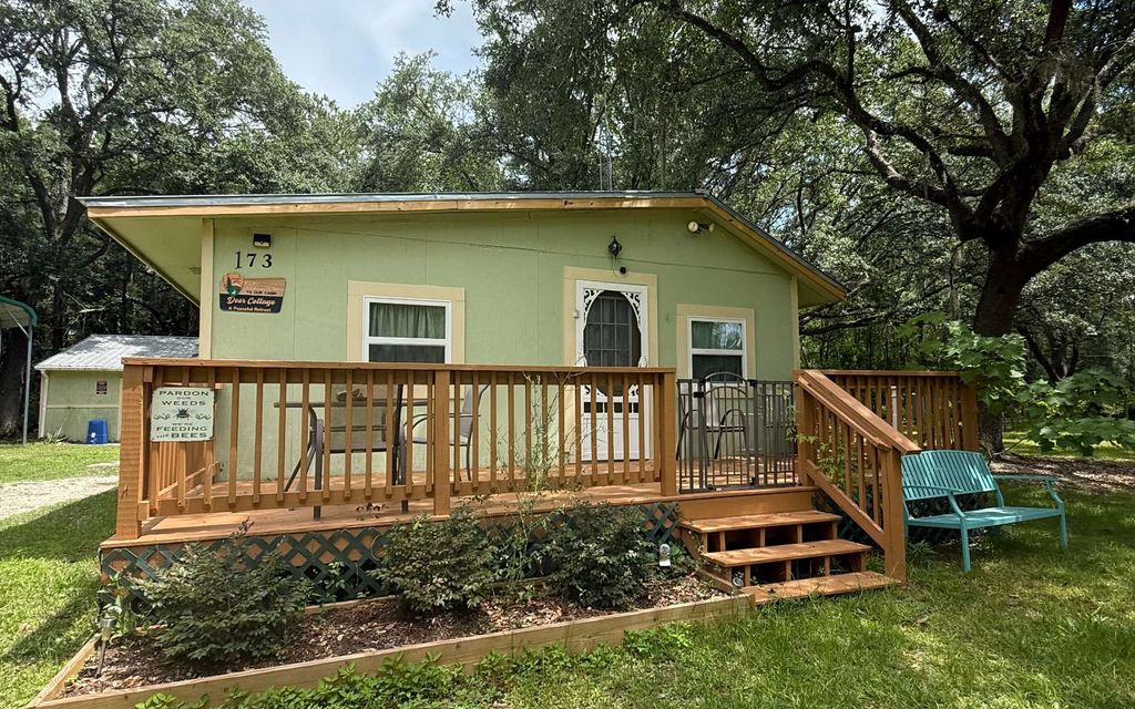 Photo of 173 NE Carrier Place, Lake City, FL 32055 (MLS # 127725)