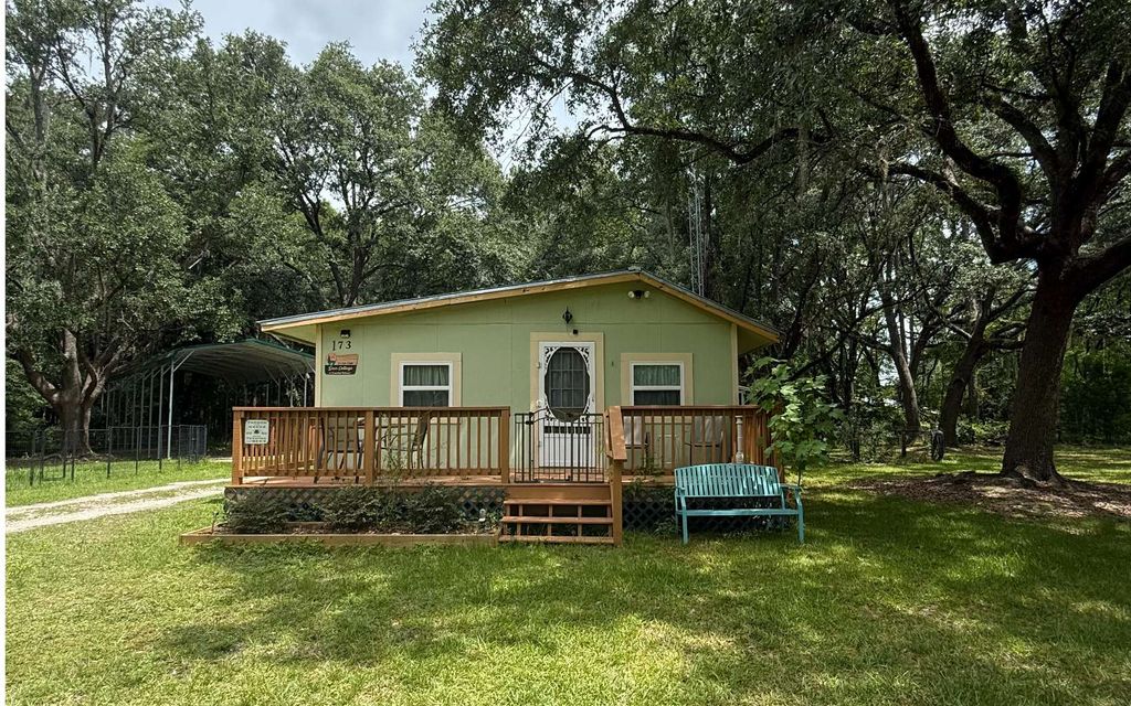 Photo of 173 NE Carrier Place, Lake City, FL 32055 (MLS # 127725)