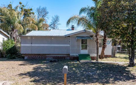 Photo of 145 NE Craig Ave, Lake City, FL 32055 (MLS # 130145)