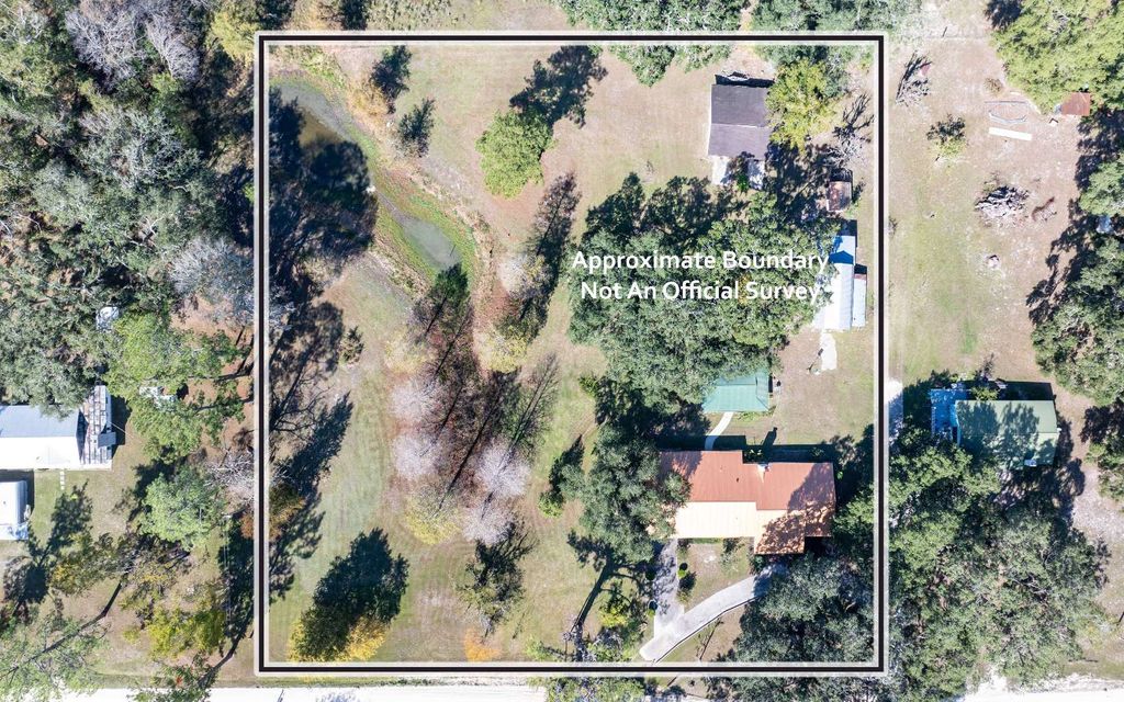 Photo of 9937 108th Trail, Live Oak, FL 32060 (MLS # 128692)