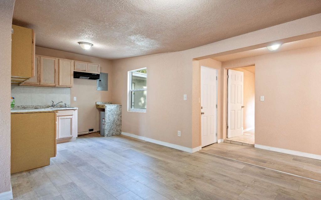 Photo of 993 SE Putnam Street, Lake City, FL 32025 (MLS # 127736)