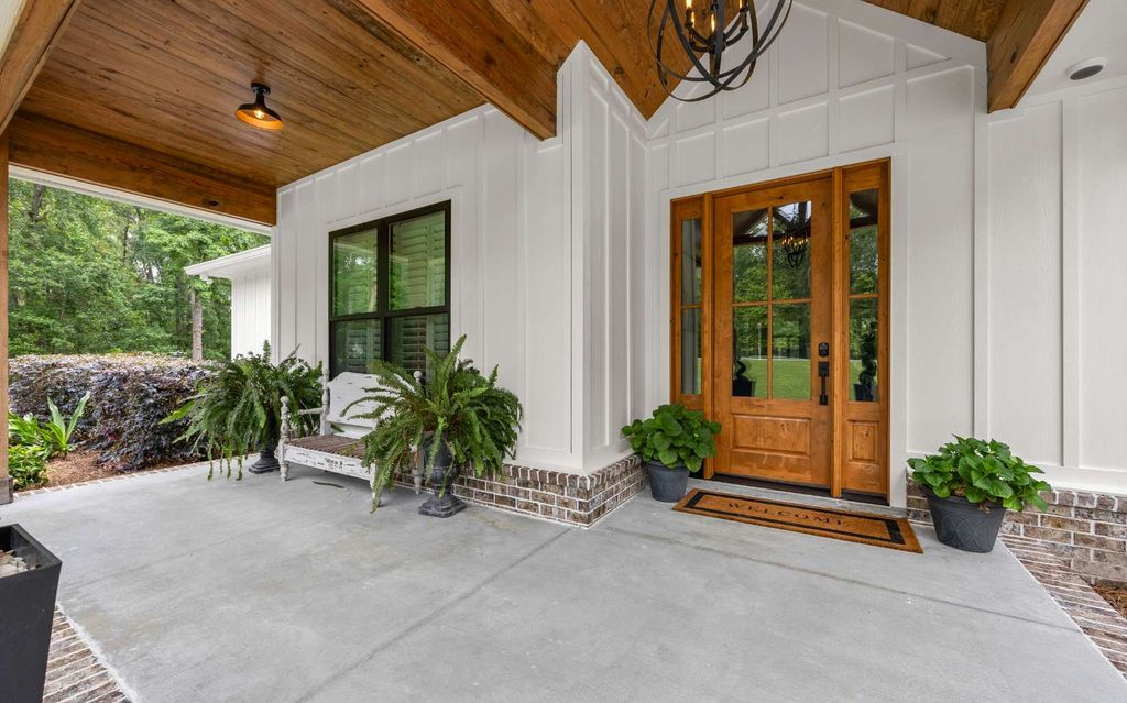 Photo of 986 SW Hill Creek Drive, Lake City, FL 32025 (MLS # 127019)