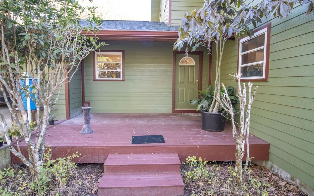 Photo of 243 Herman Drive, Other, FL 32640 (MLS # 129943)