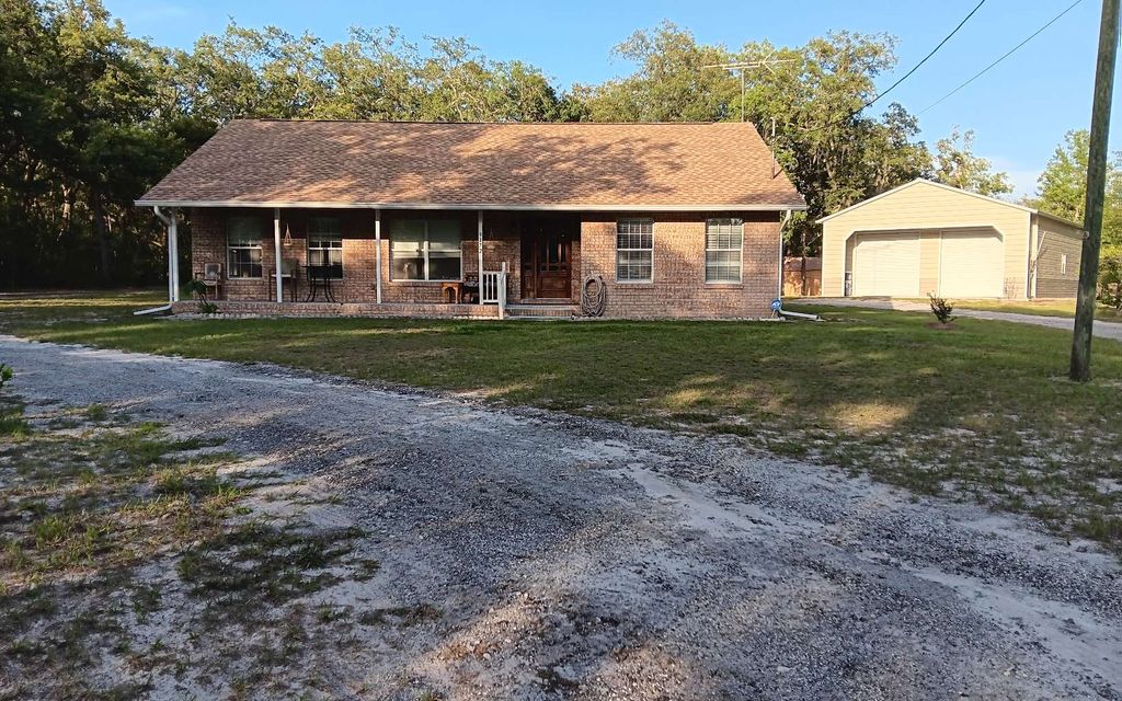 Photo of 9172 Kedrone Drive, Other, FL 33597 (MLS # 127497)