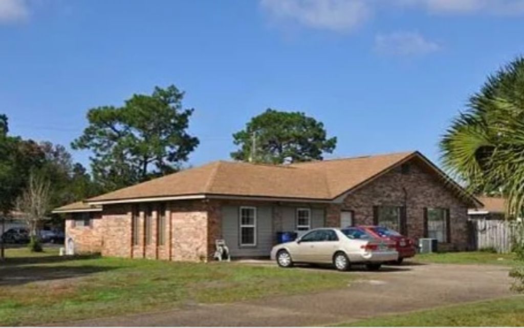 Photo of 760 Rosemont Dr, Other, FL 32405 (MLS # 129440)