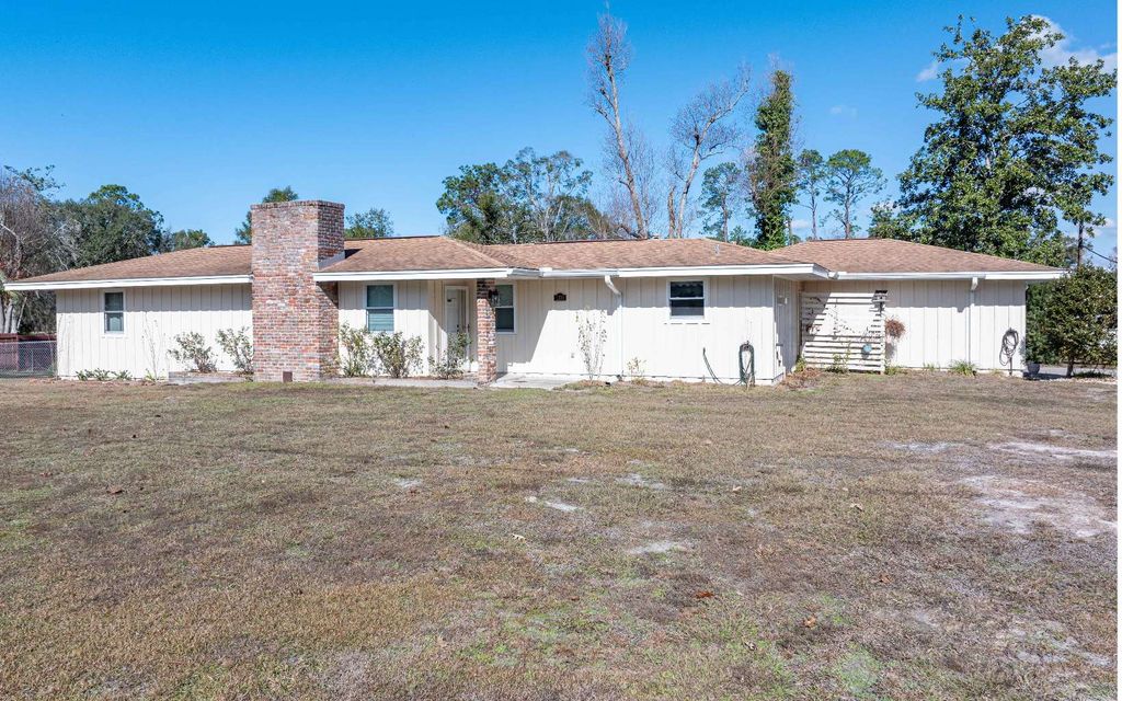 Photo of 1330 Coliseum Avenue, Live Oak, FL 32064 (MLS # 129722)