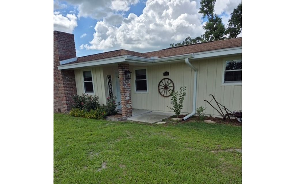 Photo of 1330 Coliseum Avenue, Live Oak, FL 32064 (MLS # 129722)