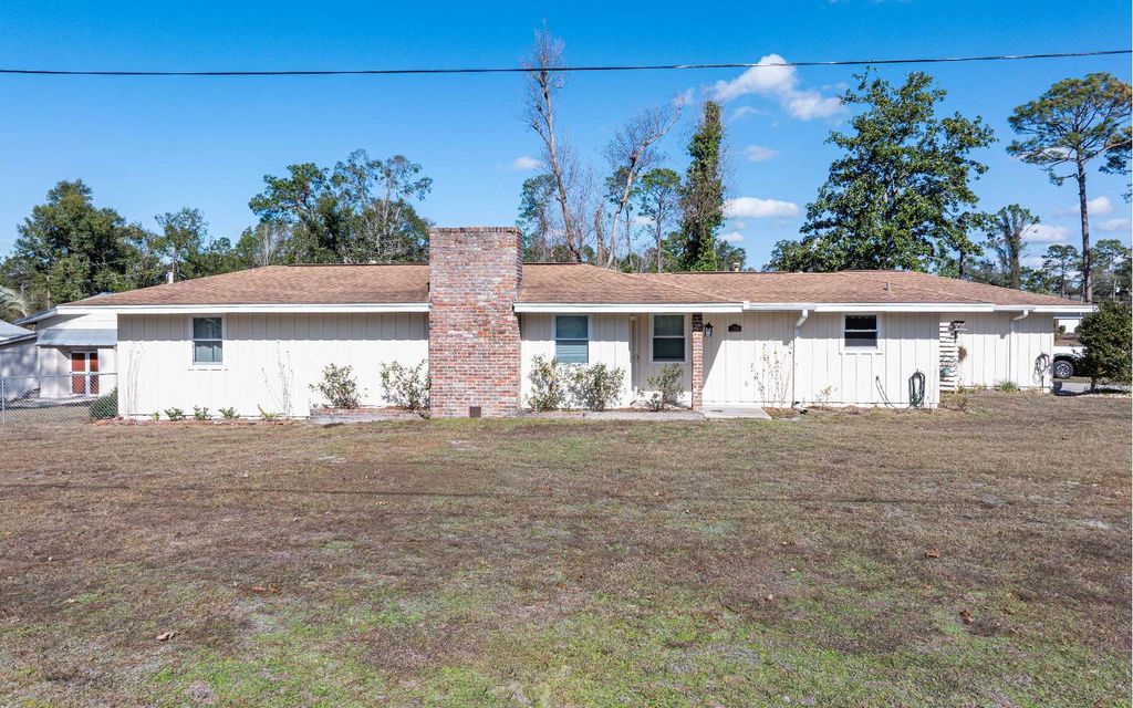 Photo of 1330 Coliseum Avenue, Live Oak, FL 32064 (MLS # 129722)
