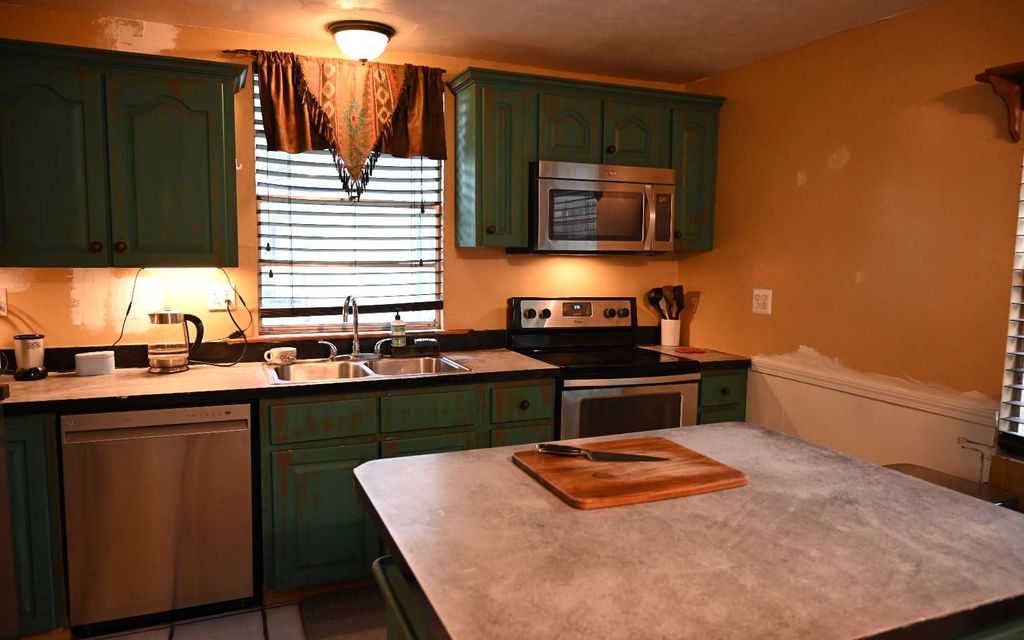 Photo of 24040 US Highway 129, OBrien, FL 32071 (MLS # 128848)