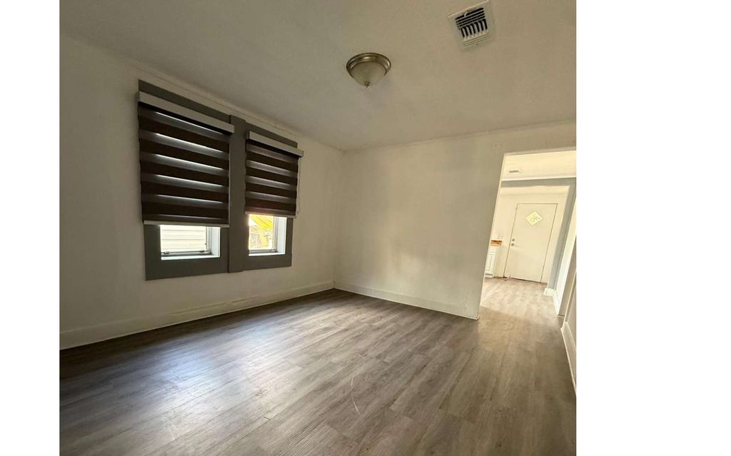 Photo of 235 SW Valentine Ave, Madison, FL 32340 (MLS # 129481)