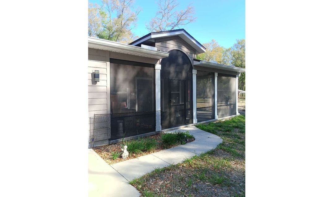 Photo of 21690 119th Drive, OBrien, FL 32071 (MLS # 129889)