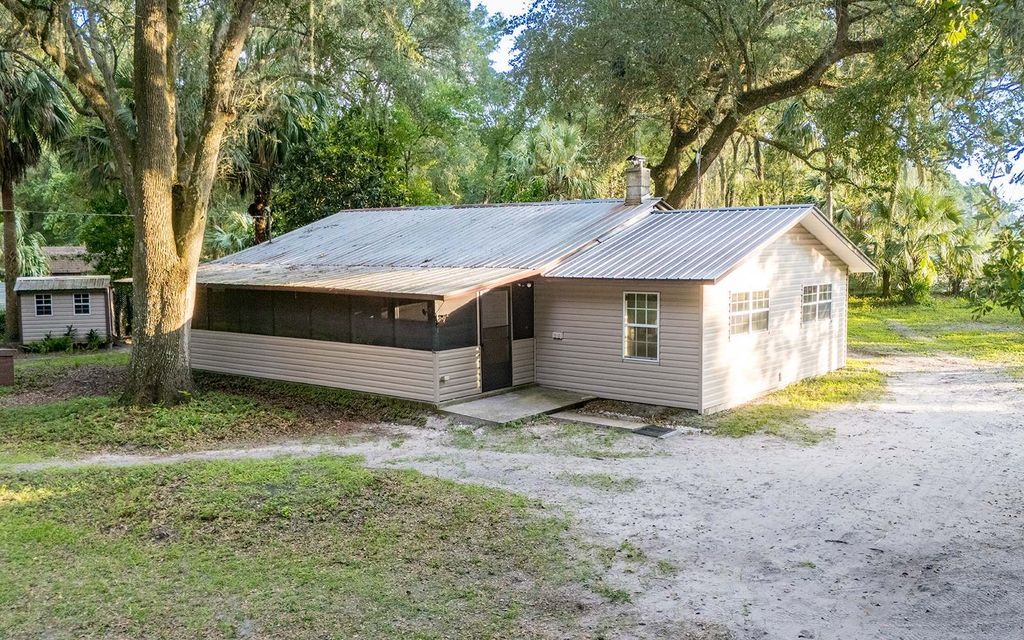 Photo of 14915 SE 62nd Place, Other, FL 32640 (MLS # 128555)