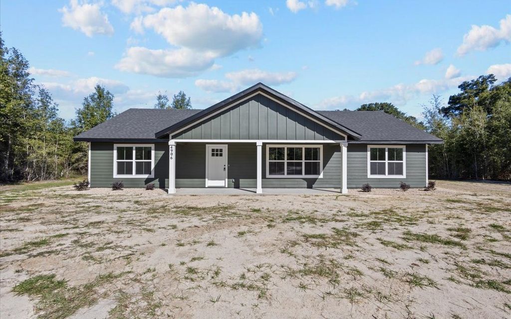 Photo of 4906 NW 36th St, Bell, FL 32619 (MLS # 129493)
