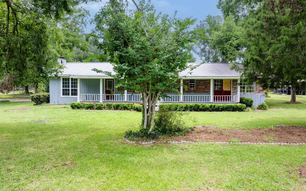 Photo of 11793 108th Tr, Live Oak, FL 32060 (MLS # 127721)