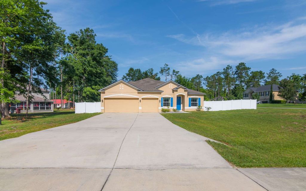 Photo of 118 SW Mulberry Drive, Lake City, FL 32024 (MLS # 127204)