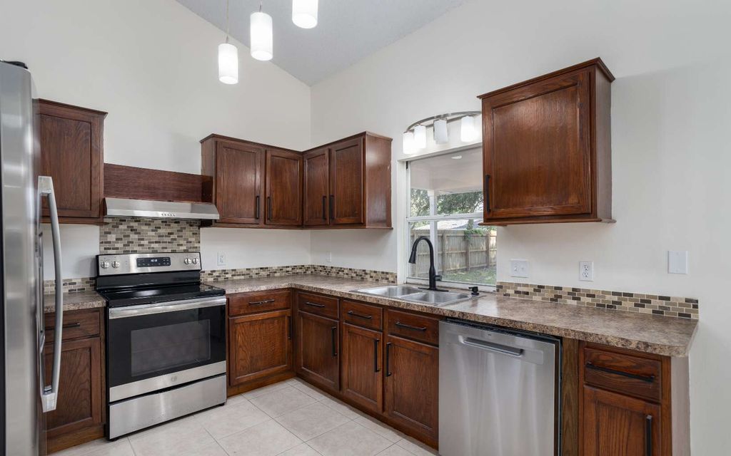 Photo of 5134 Jamaica Rd, Other, FL 32927 (MLS # 131887)