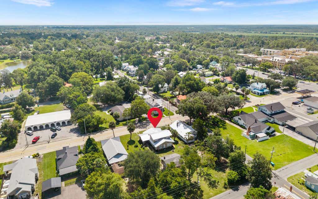 Photo of 398 S Marion Ave, Lake City, FL 32025 (MLS # 132722)