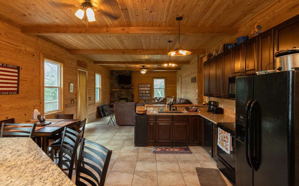 Photo of 15003 237th Drive, Live Oak, FL 32060 (MLS # 124834)