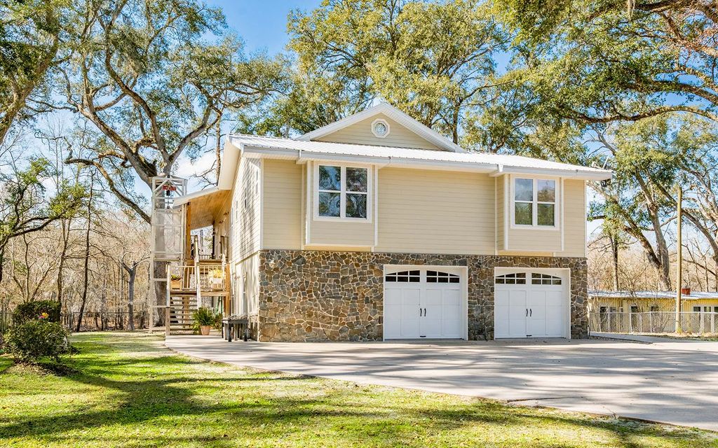 Photo of 498 SW Manatee Terrace, Fort White, FL 32038 (MLS # 130544)