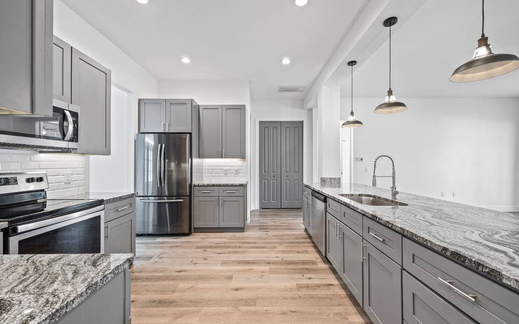 Photo of 208 SW Maple Pl, Lake City, FL 32024 (MLS # 132321)