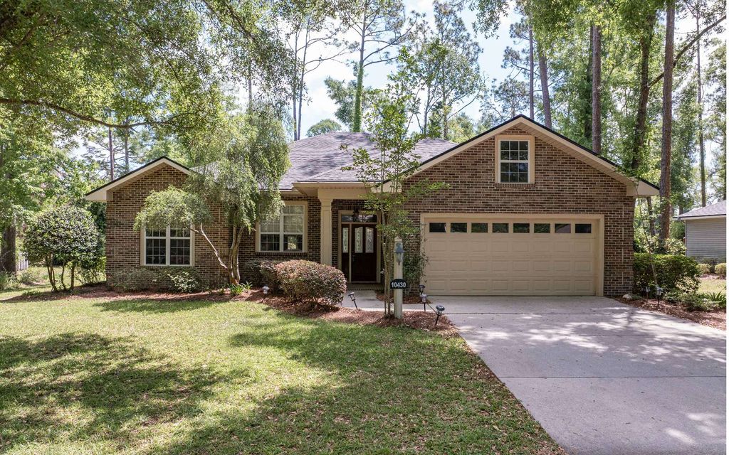 Photo of 10430 Wildwood Dr, Live Oak, FL 32060 (MLS # 131121)
