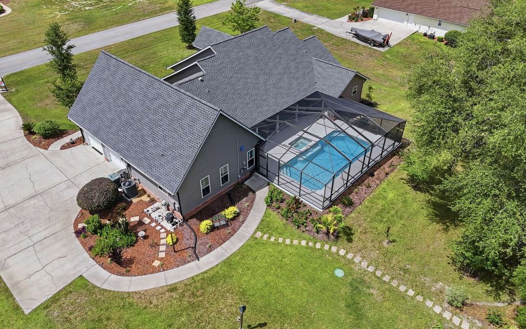 Photo of 153 SW Long Leaf Drive, Lake City, FL 32024 (MLS # 131371)