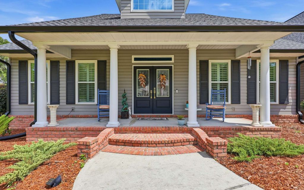 Photo of 153 SW Long Leaf Drive, Lake City, FL 32024 (MLS # 131371)